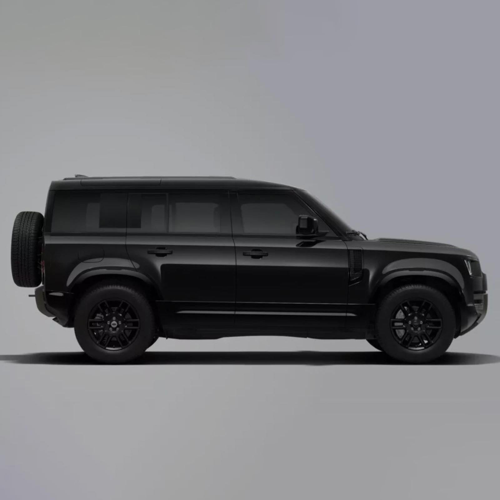 NEW DEFENDER 110 TAILGATE GEAR