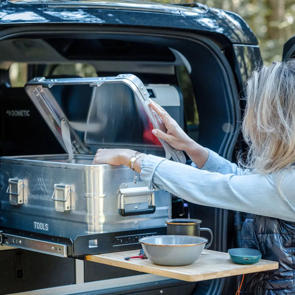 Fridge and Cargo Slide  TAILGATE GEAR