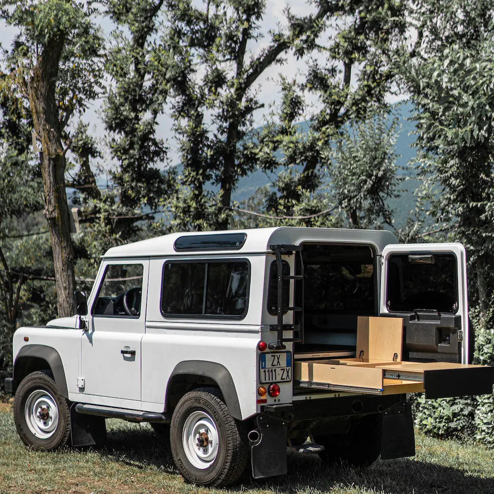 Classic Defender Drawer  TAILGATE GEAR