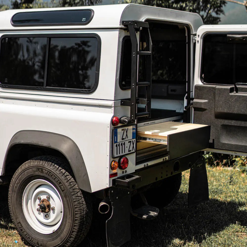Classic Defender Drawer  TAILGATE GEAR
