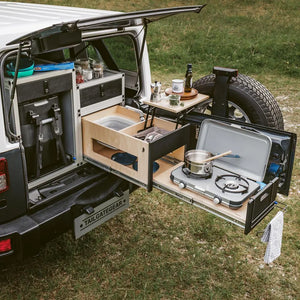 Overlanding-Küchenkombination PLUS TAILGATE GEAR